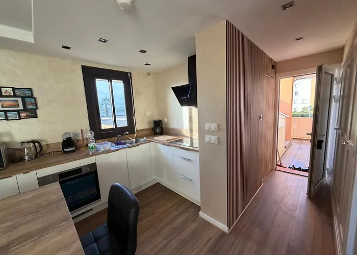 Comfortable With Sea View * 乐巴凯尔斯